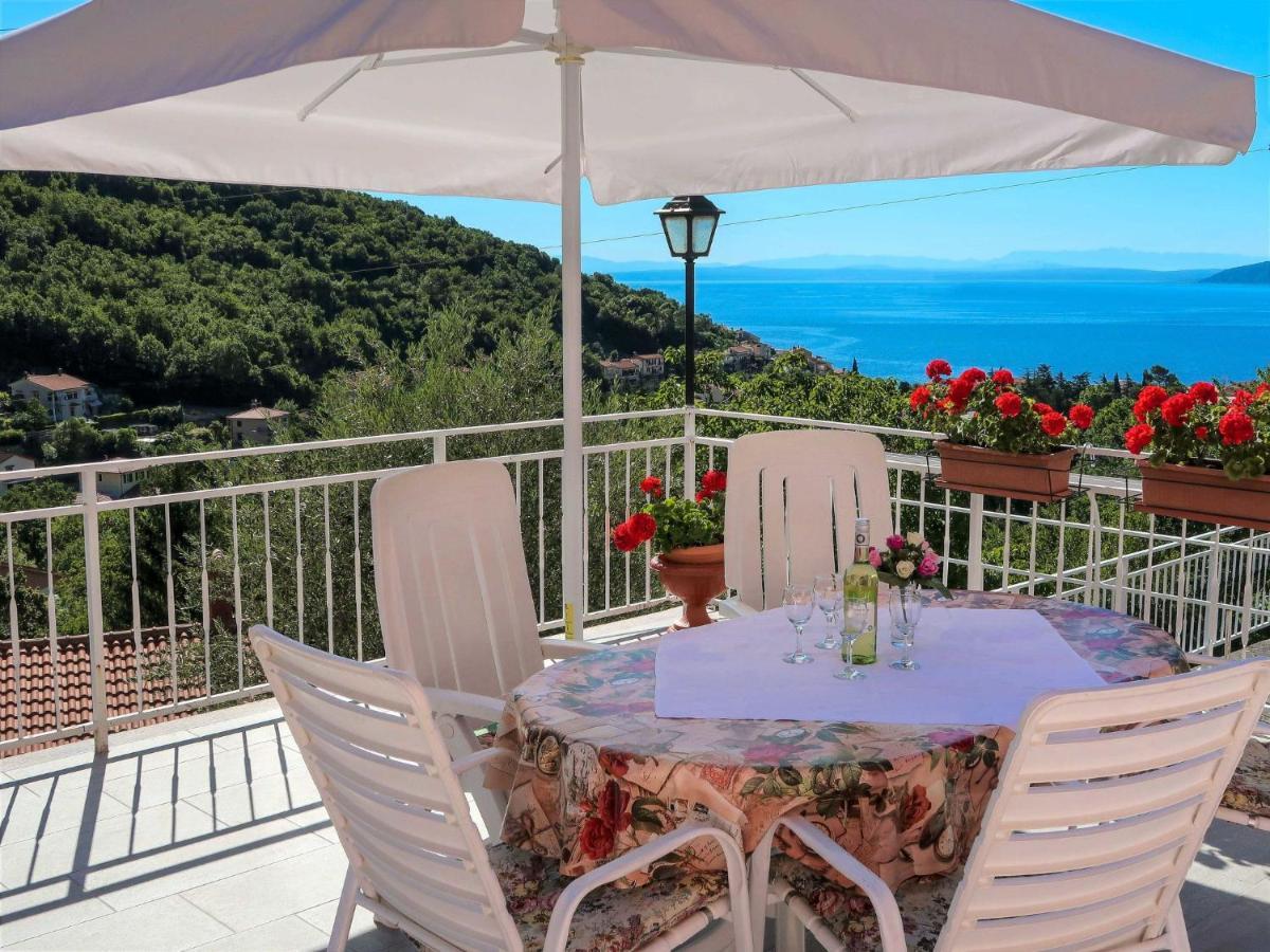 Apartment Mirjana - MOD312 Moscenicka Draga Bagian luar foto